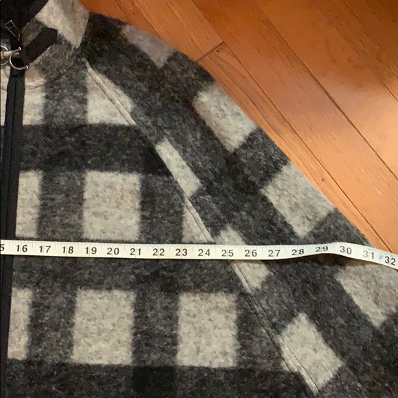 Banana Republic Heritage Black Plaid Cape XS/S - Picture 9 of 10